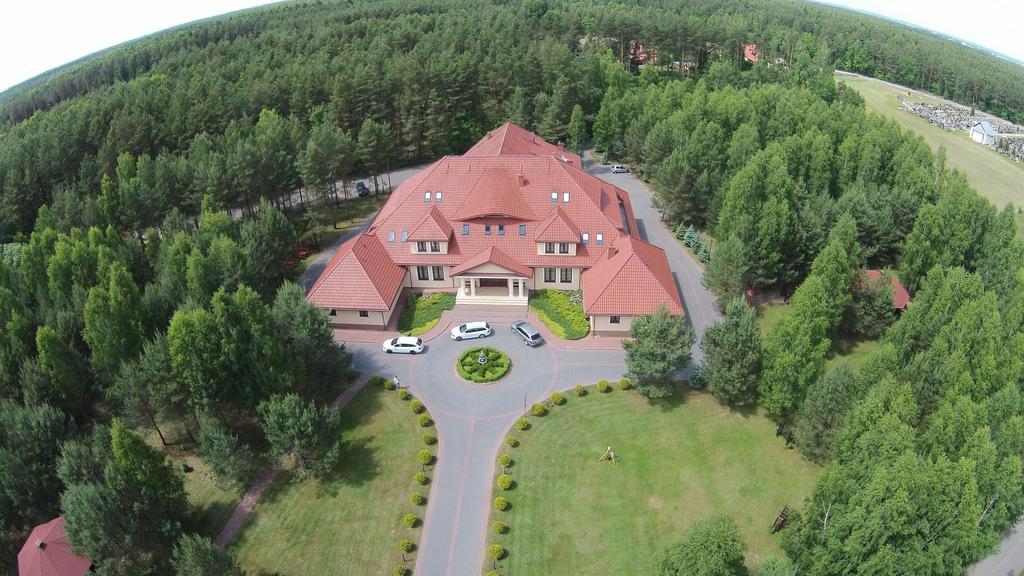 Hotel - Dworek Tryumf Księżyno Exterior foto